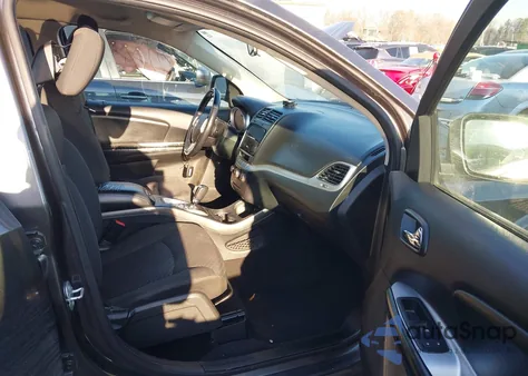 2018 Dodge Journey Se z USA, uszkodzony, nr VIN 3C4PDCAB9JT363423